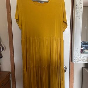 Mustard T-shirt dress tiered
